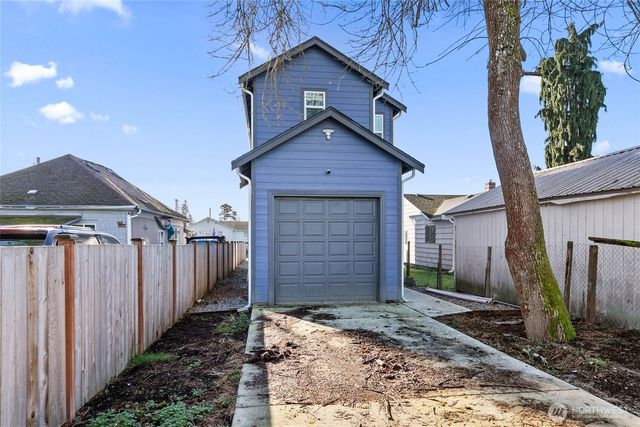 825 E 55th Street, Tacoma, WA 98404