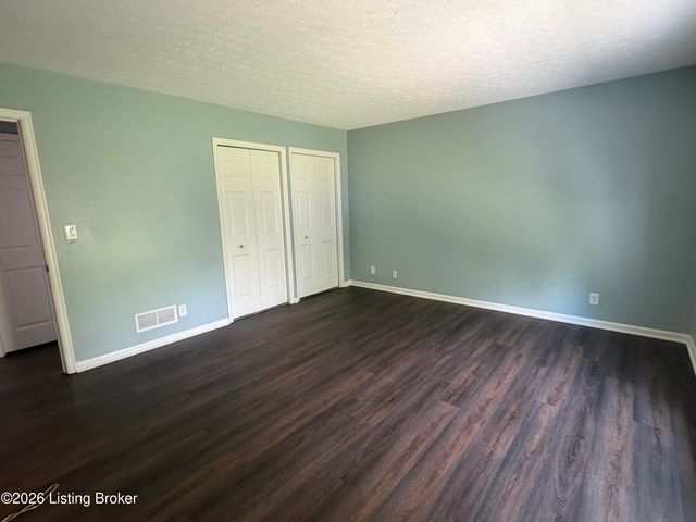 1207 Pheasant Ridge Rd, Goshen, KY 40026