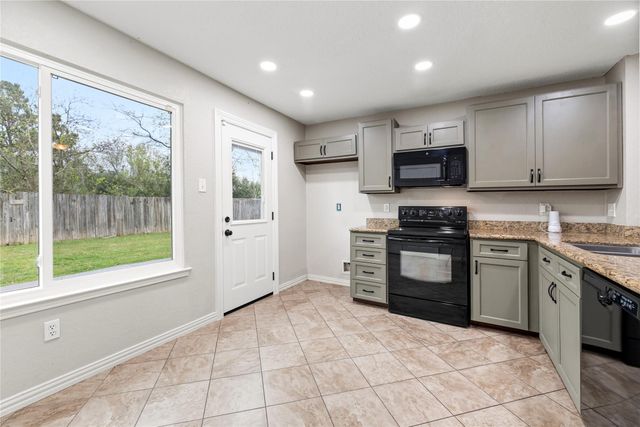 24006 Lazy Kay Lane, Hockley, TX 77447