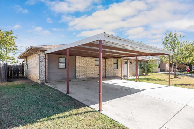 4302 Brookdale Drive, Brownwood, TX 76801