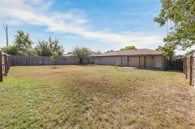 4302 Brookdale Drive, Brownwood, TX 76801