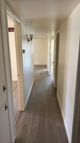 224 N Santa Ana St, Los Banos, CA 93635