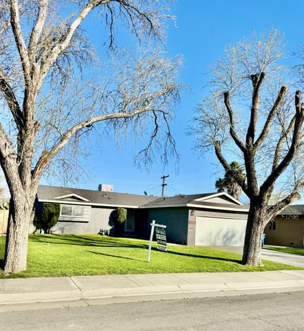 224 N Santa Ana St, Los Banos, CA 93635