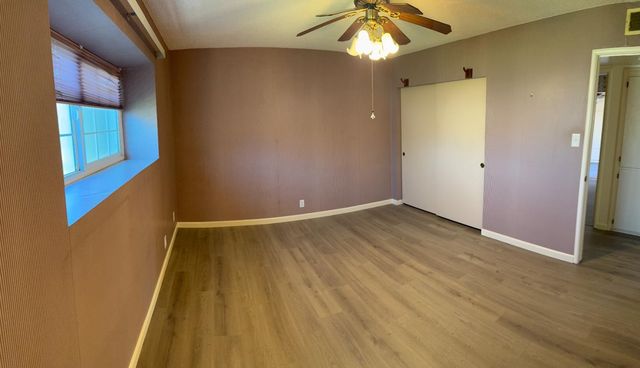 224 N Santa Ana St, Los Banos, CA 93635