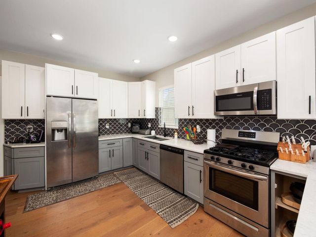 1191 E Long Street, Columbus, OH 43203
