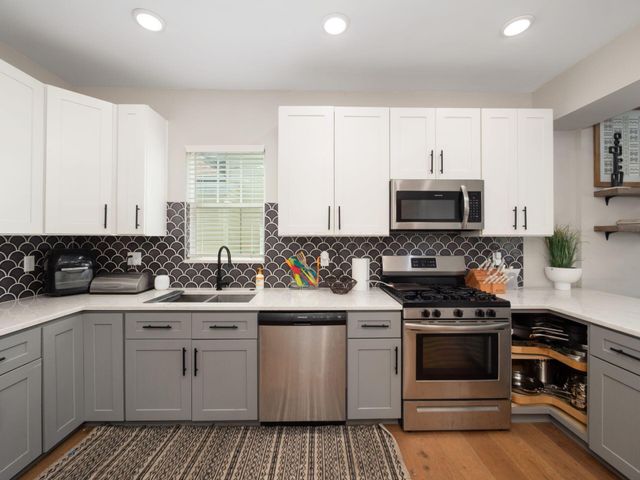 1191 E Long Street, Columbus, OH 43203