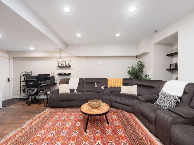 1191 E Long Street, Columbus, OH 43203