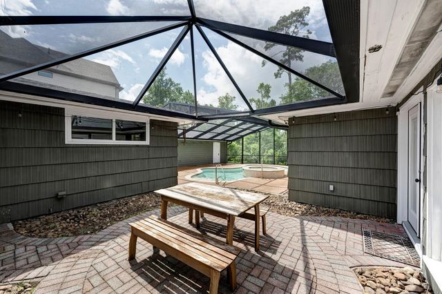 6107 Queenswood Lane, Houston, TX 77008