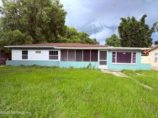 5835 WINDERMERE Drive, Jacksonville, FL 32211
