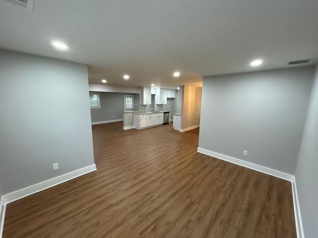 1326 WHITEWATER RD, Memphis, TN 38117