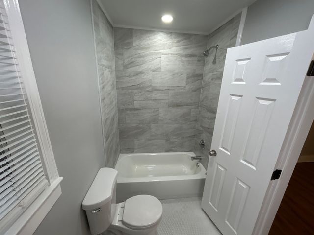 1326 WHITEWATER RD, Memphis, TN 38117