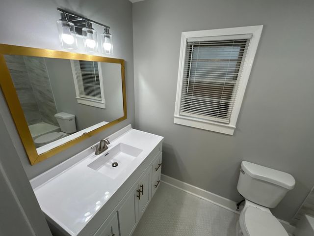 1326 WHITEWATER RD, Memphis, TN 38117