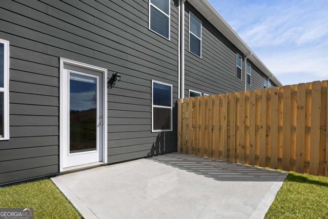 210 Norchester Avenue, Hogansville, GA 30230