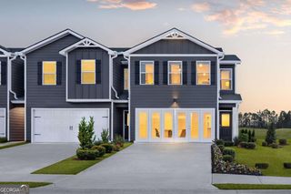 210 Norchester Avenue, Hogansville, GA 30230