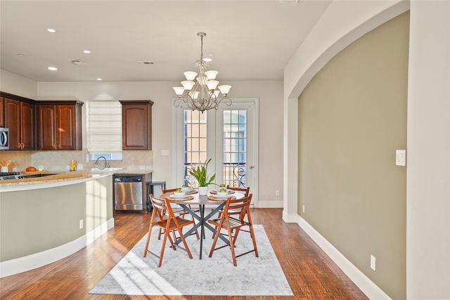 6748 Plaza Viaduct, Irving, TX 75039