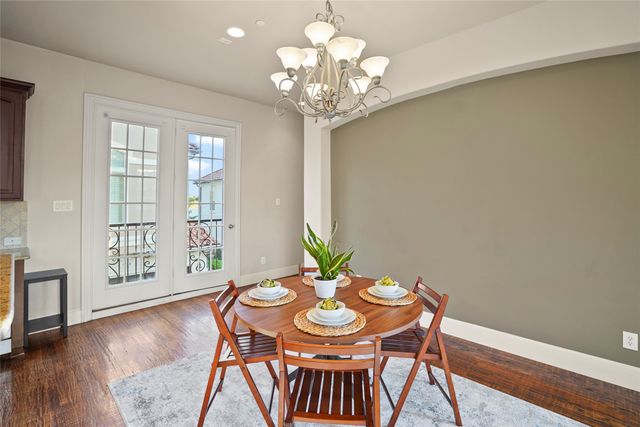 6748 Plaza Viaduct, Irving, TX 75039