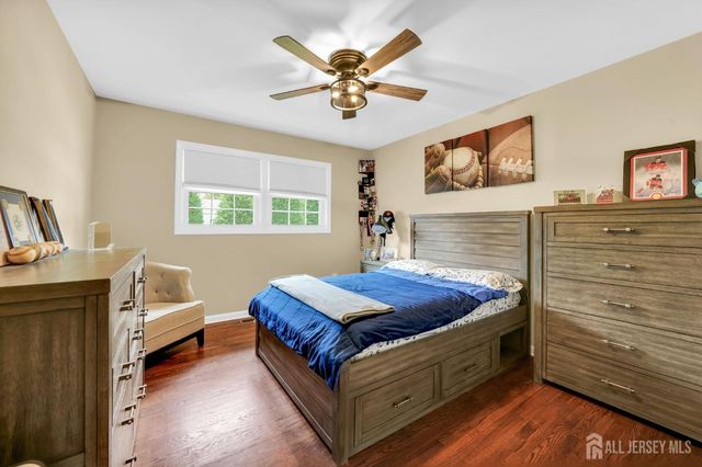 555 E Washington Avenue E, Woodbridge Proper, NJ 07095