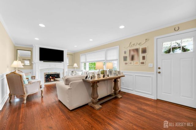 555 E Washington Avenue E, Woodbridge Proper, NJ 07095