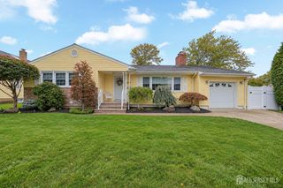 555 E Washington Avenue E, Woodbridge Proper, NJ 07095