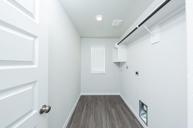 13328 Burbot Drive, Conroe, TX 77384