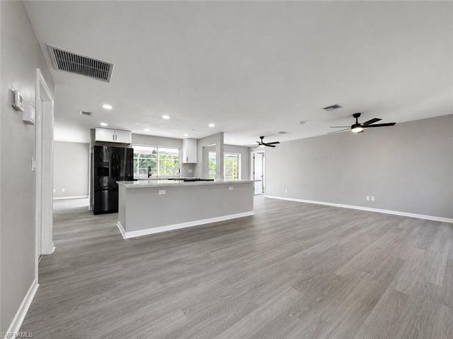 1815 SE 15th TER, Cape Coral, FL 33990