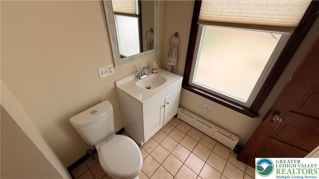 3241 Freemansburg Avenue, Palmer Twp, PA 18045