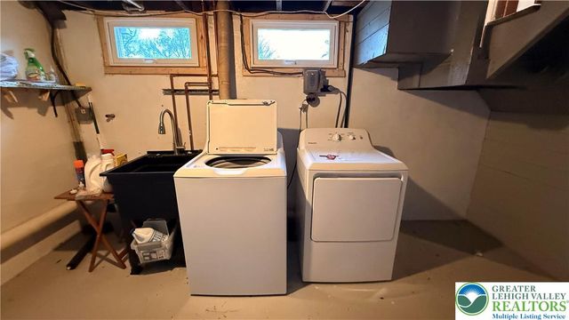 3241 Freemansburg Avenue, Palmer Twp, PA 18045