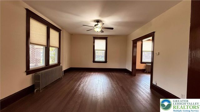3241 Freemansburg Avenue, Palmer Twp, PA 18045