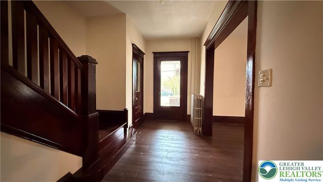 3241 Freemansburg Avenue, Palmer Twp, PA 18045