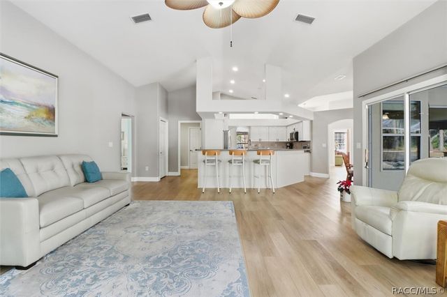 6017 N Canyon Drive, Beverly Hills, FL 34465