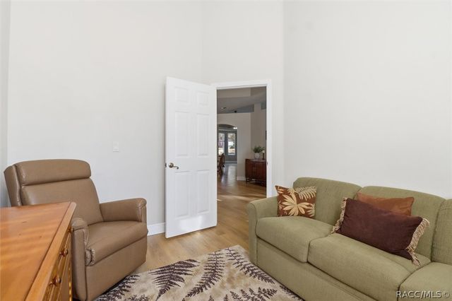 6017 N Canyon Drive, Beverly Hills, FL 34465