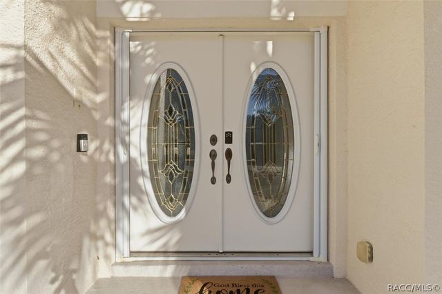 6017 N Canyon Drive, Beverly Hills, FL 34465