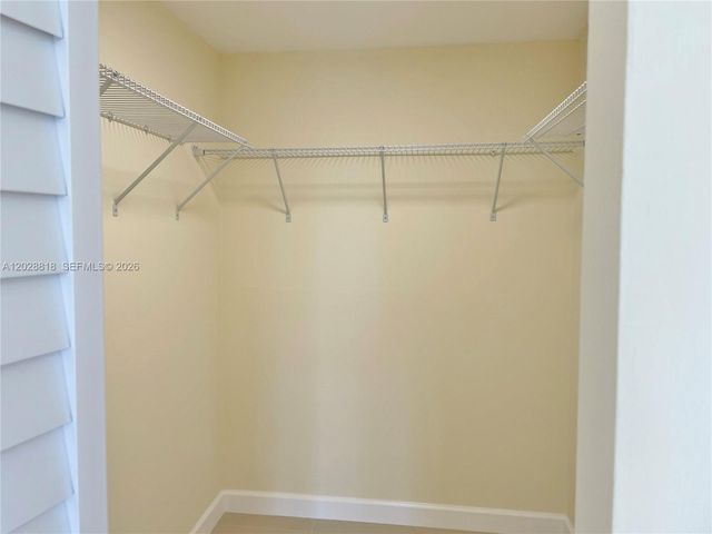 16950 W Dixie Hwy A531, North Miami Beach, FL 33160