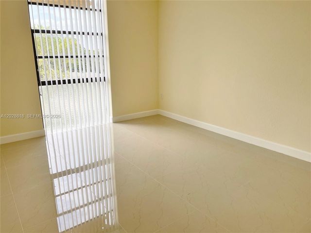 16950 W Dixie Hwy A531, North Miami Beach, FL 33160