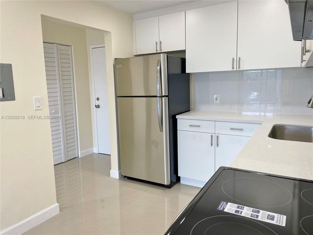 16950 W Dixie Hwy A531, North Miami Beach, FL 33160