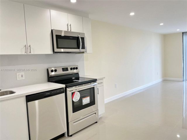 16950 W Dixie Hwy A531, North Miami Beach, FL 33160