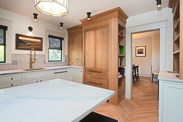 3 Carver Court, Provincetown, MA 02657