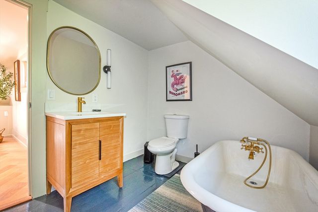 3 Carver Court, Provincetown, MA 02657