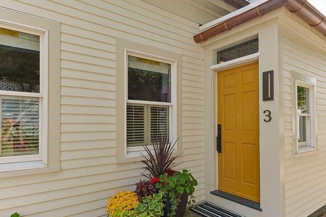 3 Carver Court, Provincetown, MA 02657