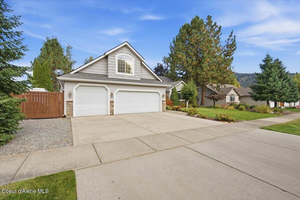 1547 E Pembrook DR, Coeur d'Alene, ID 83815 photo 3