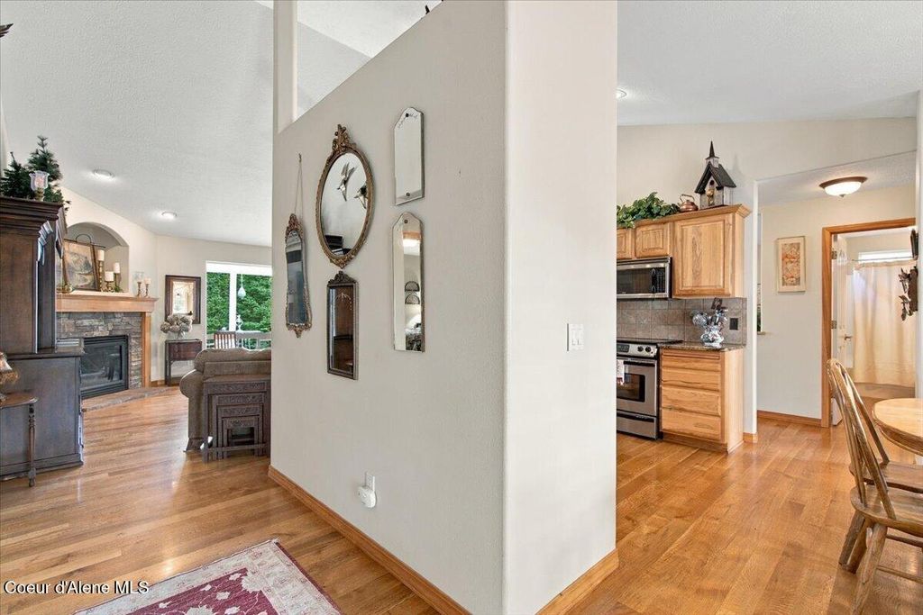 1547 E Pembrook DR, Coeur d'Alene, ID 83815 photo 5