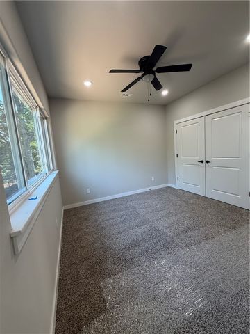 54 Rountree Drive, Bella Vista, AR 72715