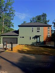 54 Rountree Drive, Bella Vista, AR 72715