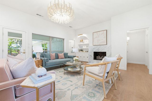 7109 Claybrook Drive, Dallas, TX 75231