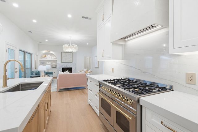 7109 Claybrook Drive, Dallas, TX 75231