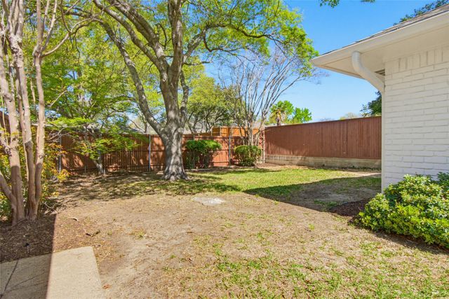 7109 Claybrook Drive, Dallas, TX 75231