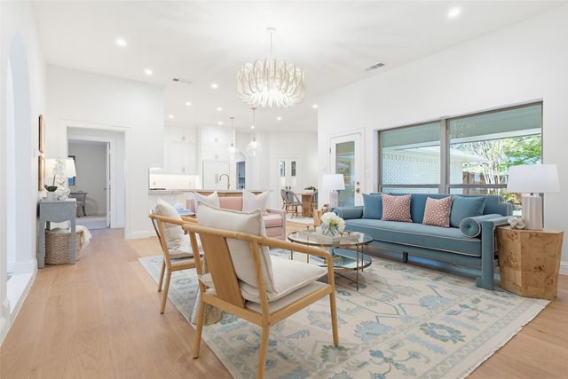 7109 Claybrook Drive, Dallas, TX 75231