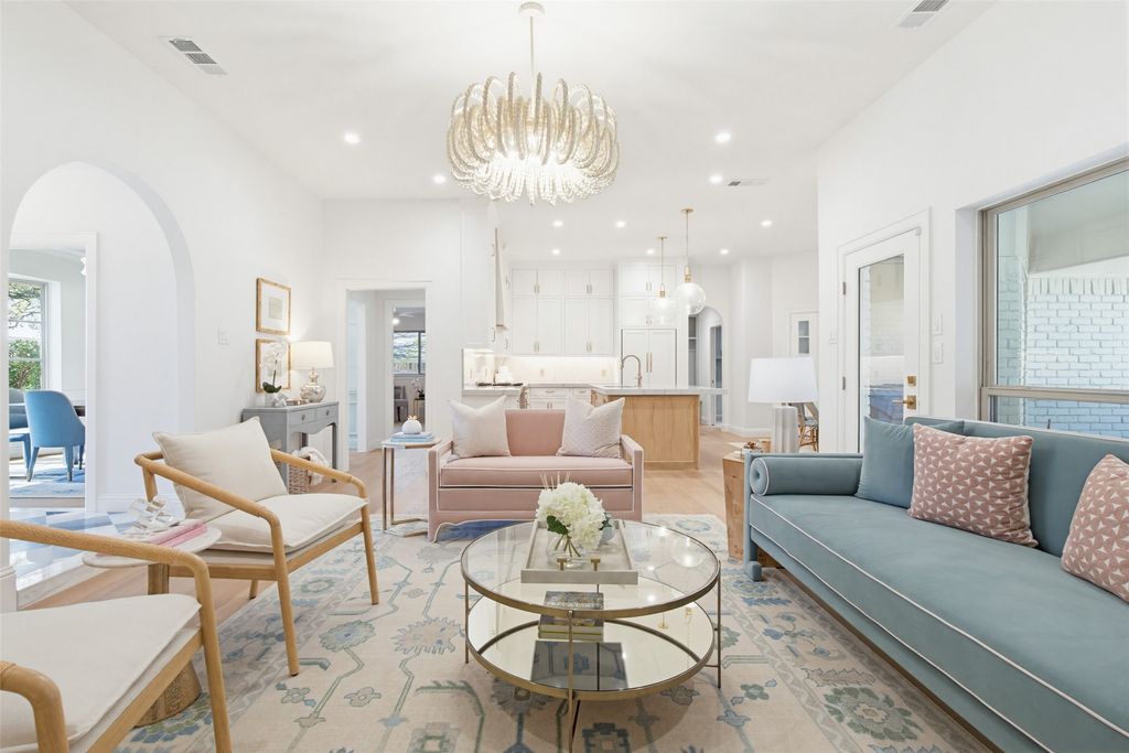 7109 Claybrook Drive, Dallas, TX 75231