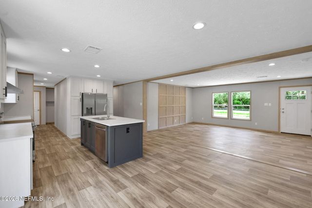 5641 SILVER SANDS, Keystone Heights, FL 32656