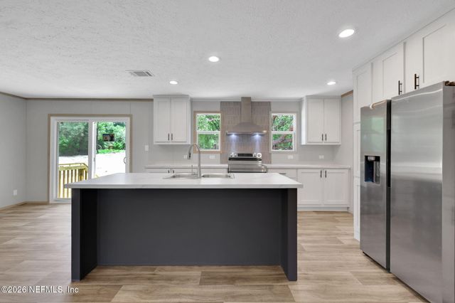 5641 SILVER SANDS, Keystone Heights, FL 32656